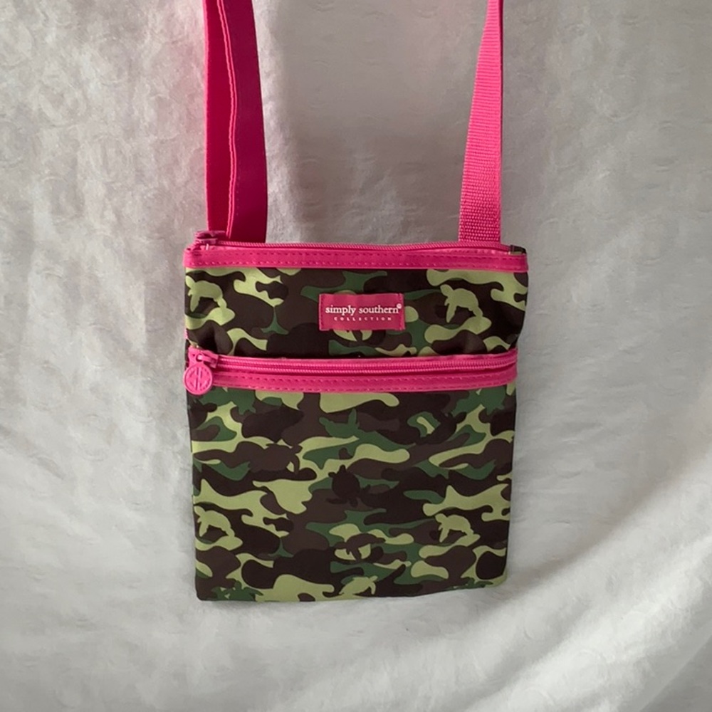 Simple’s Southern Collection TURTLE CAMO Print Crossbody NWOT 100% Clean 2pocket